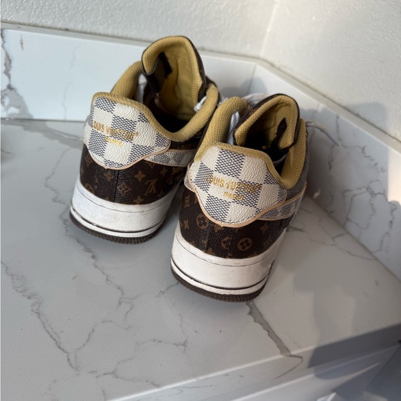 Louis Vuitton Air Force 1 - Picture 2 of 8